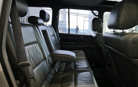 Toyota Land Cruiser 100 рестайлинг 2, 2001 год, 2 150 000 рублей, 19 фотография