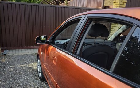 KIA Rio II, 2010 год, 600 000 рублей, 11 фотография