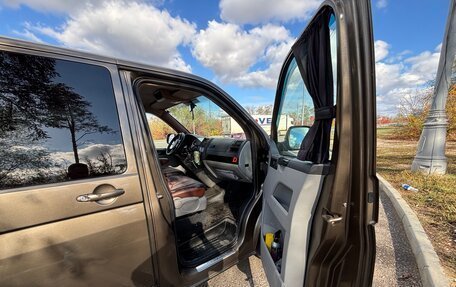 Volkswagen Transporter T5 рестайлинг, 2011 год, 1 350 000 рублей, 4 фотография