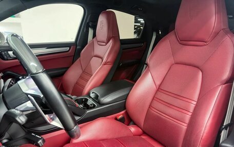 Porsche Cayenne III, 2022 год, 10 899 000 рублей, 13 фотография