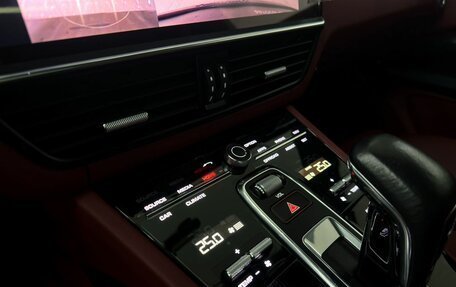 Porsche Cayenne III, 2022 год, 10 899 000 рублей, 23 фотография