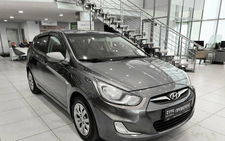Hyundai Solaris II рестайлинг, 2011 год, 505 000 рублей, 3 фотография