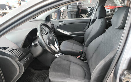 Hyundai Solaris II рестайлинг, 2011 год, 505 000 рублей, 16 фотография