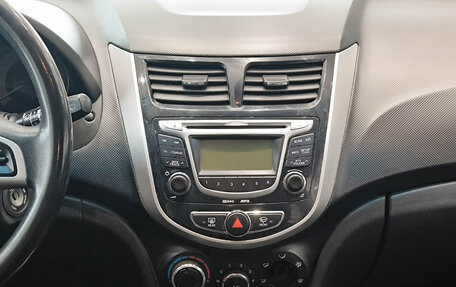 Hyundai Solaris II рестайлинг, 2011 год, 505 000 рублей, 15 фотография