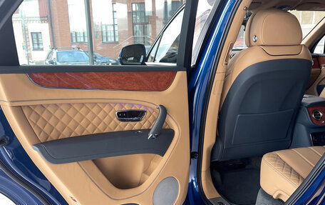 Bentley Bentayga I, 2018 год, 12 900 000 рублей, 10 фотография