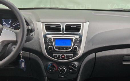 Hyundai Solaris II рестайлинг, 2013 год, 685 000 рублей, 10 фотография