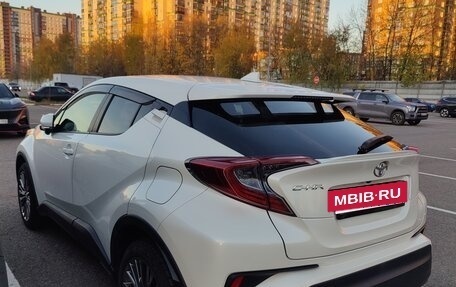Toyota C-HR I рестайлинг, 2019 год, 2 250 000 рублей, 5 фотография