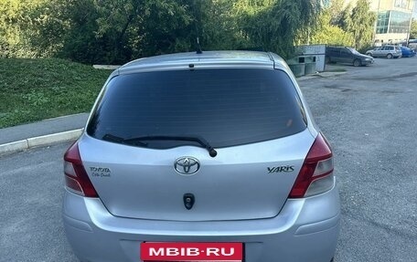 Toyota Yaris III, 2010 год, 550 000 рублей, 4 фотография