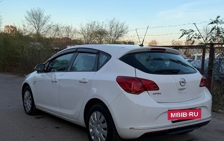 Opel Astra J, 2013 год, 670 000 рублей, 4 фотография