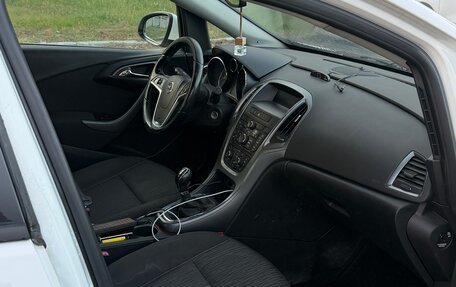 Opel Astra J, 2013 год, 670 000 рублей, 8 фотография