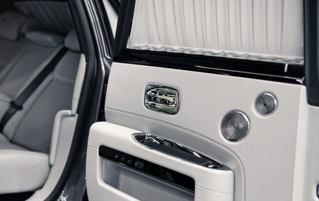 Rolls-Royce Ghost I, 2019 год, 19 370 000 рублей, 18 фотография