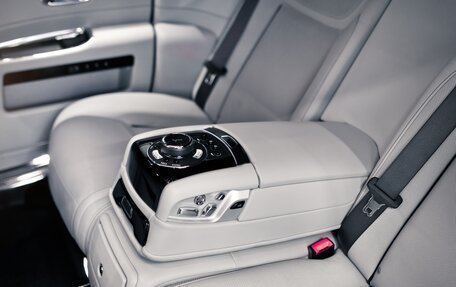 Rolls-Royce Ghost I, 2019 год, 19 370 000 рублей, 21 фотография