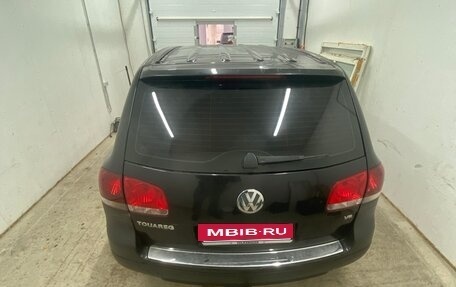 Volkswagen Touareg III, 2008 год, 850 000 рублей, 2 фотография