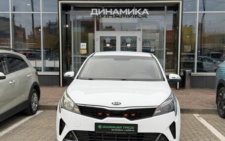 KIA Rio IV, 2020 год, 1 374 000 рублей, 2 фотография