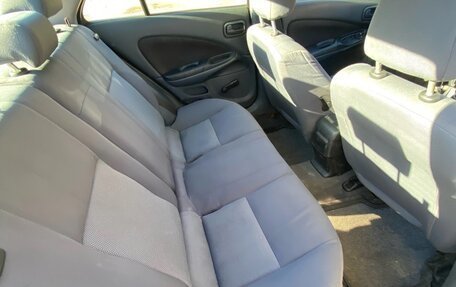 Nissan Almera, 2004 год, 335 000 рублей, 10 фотография
