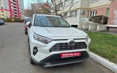 Toyota RAV4, 2021 год, 3 360 000 рублей, 1 фотография