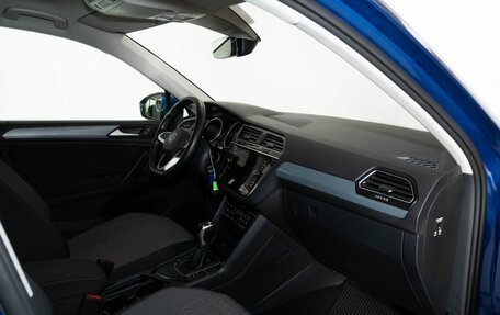 Volkswagen Tiguan II, 2021 год, 2 703 000 рублей, 6 фотография