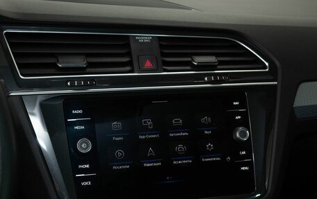 Volkswagen Tiguan II, 2021 год, 2 703 000 рублей, 10 фотография