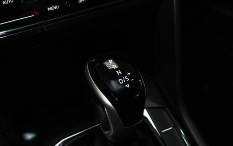 Volkswagen Tiguan II, 2021 год, 2 703 000 рублей, 12 фотография