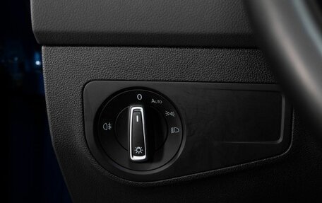 Volkswagen Tiguan II, 2021 год, 2 703 000 рублей, 18 фотография