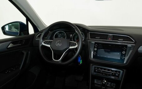 Volkswagen Tiguan II, 2021 год, 2 703 000 рублей, 13 фотография