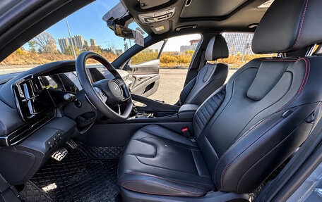 Hyundai Elantra, 2022 год, 1 740 000 рублей, 10 фотография