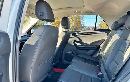 Volkswagen T-Roc I, 2022 год, 1 795 000 рублей, 14 фотография