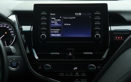 Toyota Camry, 2021 год, 2 990 000 рублей, 10 фотография