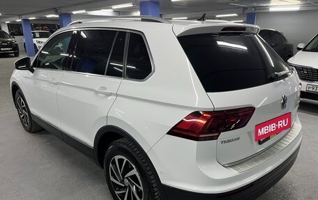 Volkswagen Tiguan II, 2018 год, 2 359 000 рублей, 7 фотография