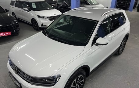 Volkswagen Tiguan II, 2018 год, 2 359 000 рублей, 9 фотография