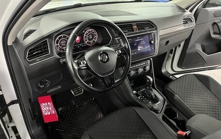 Volkswagen Tiguan II, 2018 год, 2 359 000 рублей, 11 фотография