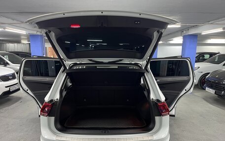 Volkswagen Tiguan II, 2018 год, 2 359 000 рублей, 23 фотография