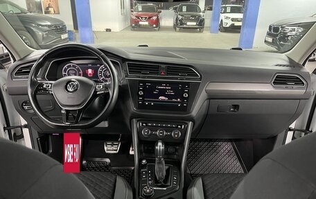 Volkswagen Tiguan II, 2018 год, 2 359 000 рублей, 17 фотография