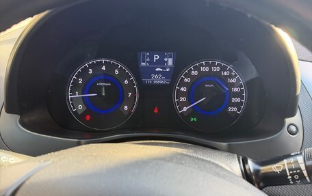 Hyundai Solaris II рестайлинг, 2015 год, 790 000 рублей, 8 фотография