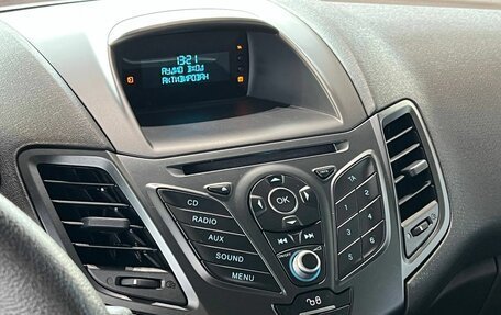 Ford Fiesta, 2015 год, 990 000 рублей, 13 фотография