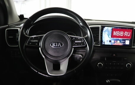 KIA Sportage IV рестайлинг, 2020 год, 2 339 990 рублей, 10 фотография