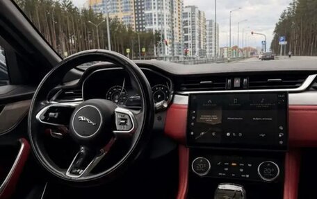 Jaguar F-Pace, 2021 год, 5 550 000 рублей, 3 фотография