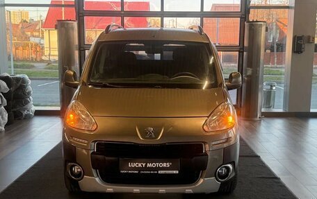 Peugeot Partner II рестайлинг 2, 2012 год, 595 000 рублей, 2 фотография