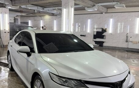 Toyota Camry, 2020 год, 2 900 000 рублей, 1 фотография