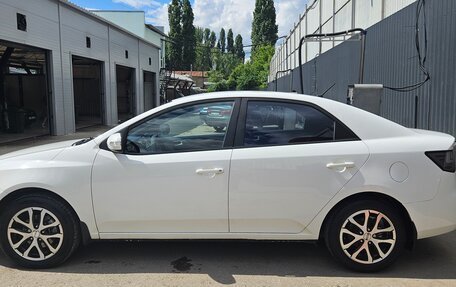 KIA Cerato III, 2010 год, 850 000 рублей, 3 фотография