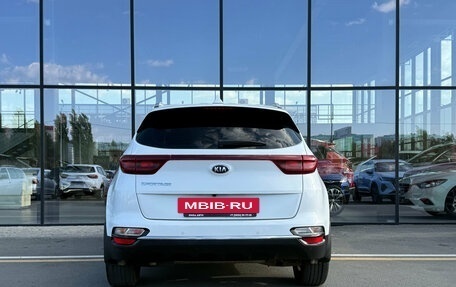 KIA Sportage IV рестайлинг, 2020 год, 2 150 000 рублей, 7 фотография