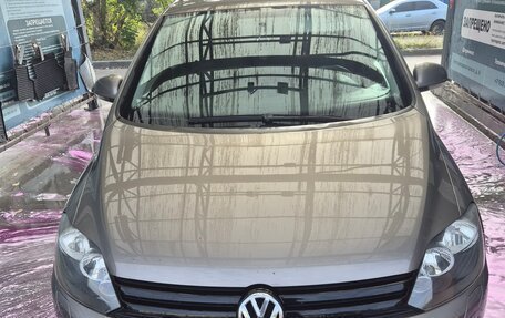 Volkswagen Golf Plus II, 2009 год, 500 000 рублей, 1 фотография