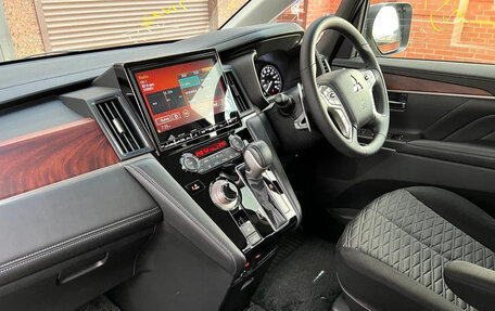 Mitsubishi Delica D:5 I, 2023 год, 3 090 000 рублей, 12 фотография