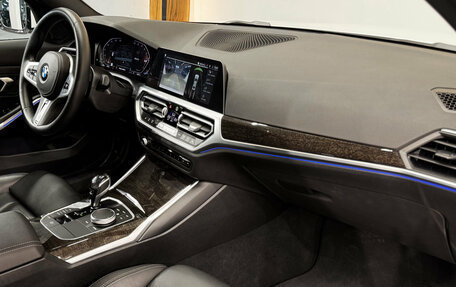 BMW 3 серия, 2020 год, 4 800 000 рублей, 16 фотография