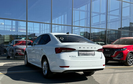 Skoda Octavia IV, 2021 год, 2 440 000 рублей, 8 фотография