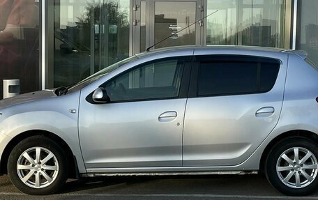 Renault Sandero II рестайлинг, 2019 год, 700 000 рублей, 5 фотография