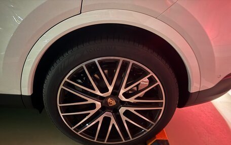Porsche Cayenne III, 2025 год, 16 800 000 рублей, 8 фотография
