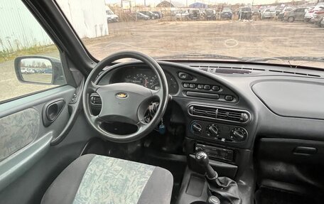 Chevrolet Niva I рестайлинг, 2003 год, 289 999 рублей, 14 фотография