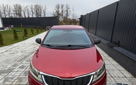 KIA Rio III рестайлинг, 2013 год, 360 000 рублей, 2 фотография