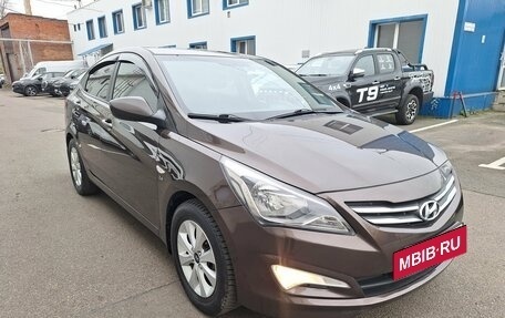 Hyundai Solaris II рестайлинг, 2016 год, 865 000 рублей, 2 фотография